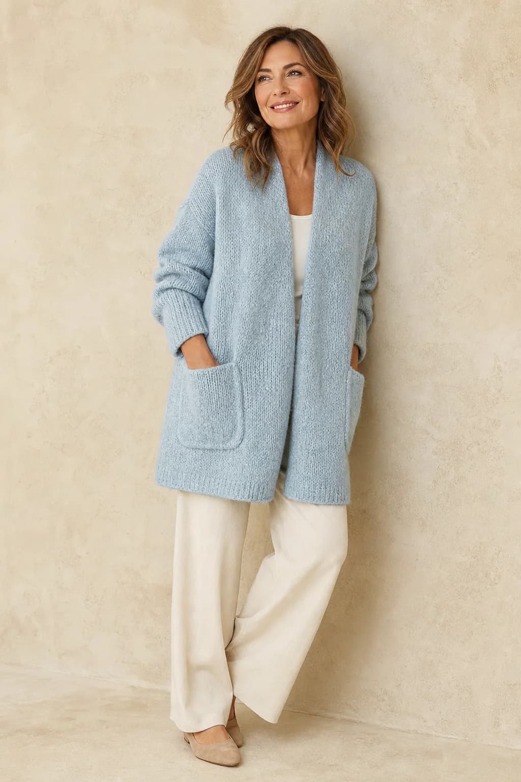 Sweater celeste Firenze en modelo